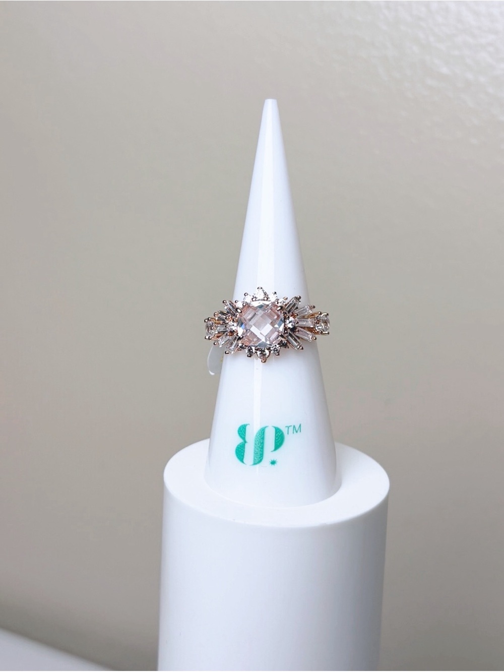 New Bomb Party “Fit For A Queen” Ring Size 7 RG34913